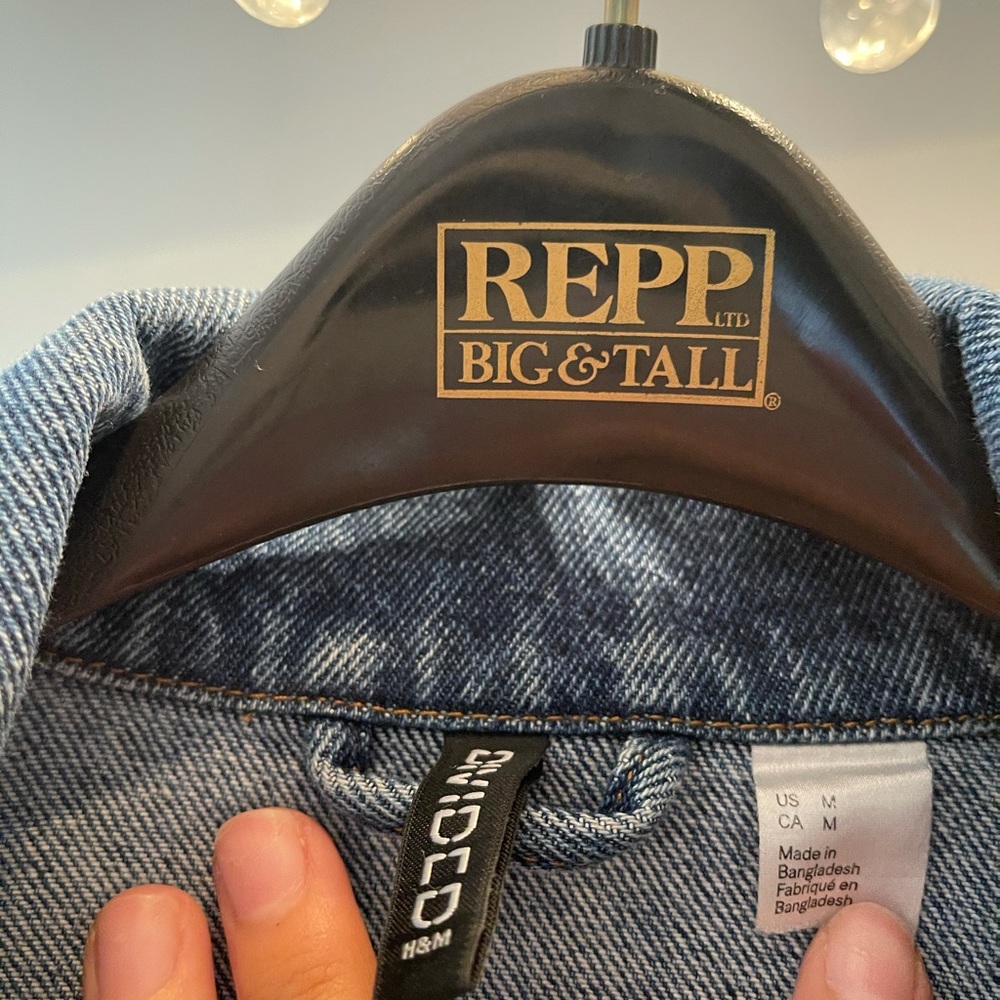 H&M Jean jacket - Picture 2 of 3